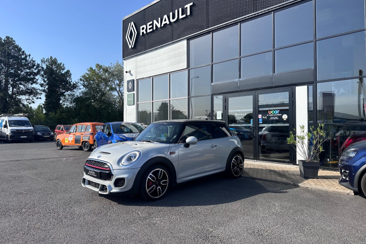 MINI HATCH 3 PORTES F56 LCI