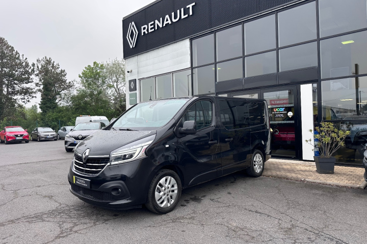 RENAULT TRAFIC CABINE APPROFONDIE