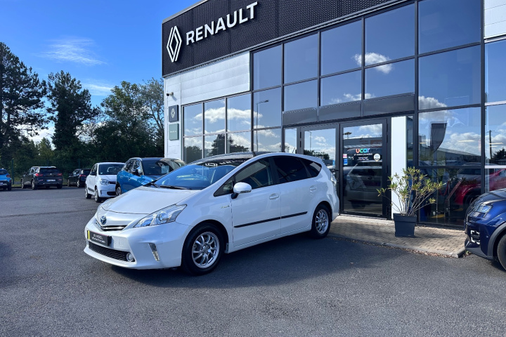 TOYOTA PRIUS+